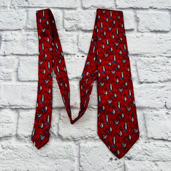 Givenchy Gentleman Men's Red‎ Penguin Print 100% Silk Neck Tie 59" x 3.75" - Picture 2 of 9